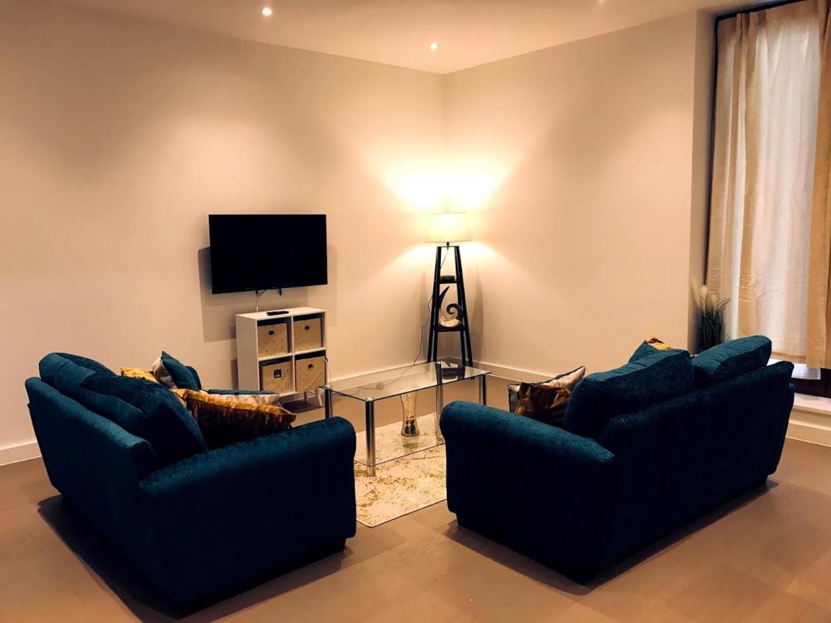 Maplewood Luxurious One-Bed Flat With Free Parking Hotel St Albans Exterior photo